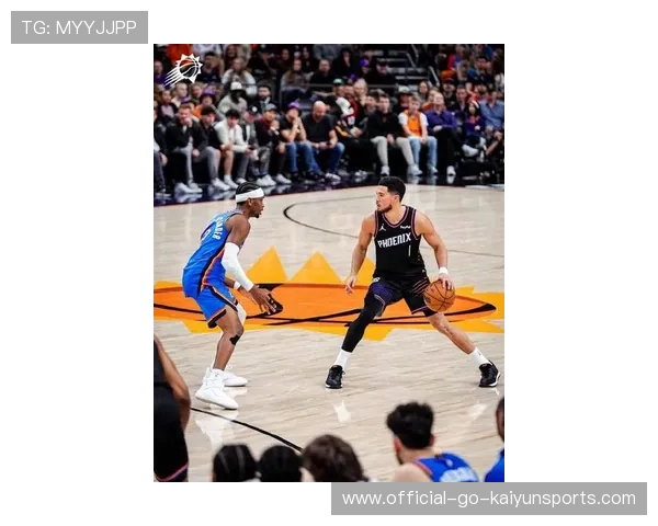 打投降了!布克助太阳末节轰出7-0领先到21分 马刺换下主力放弃,布克谈准绝杀 打投降了!布克助太阳末节轰出7-0领先到21分 马刺换下主力放弃,布克谈准绝杀